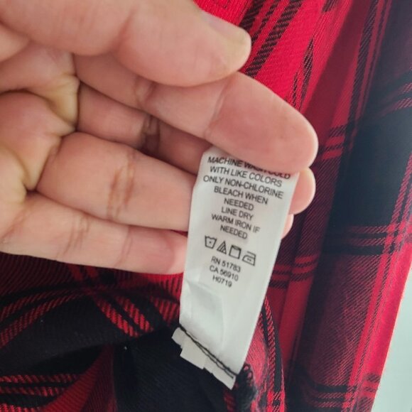 Maurices buffalo plaid lace up tunic button down shirt SZ Medium - Picture 5 of 6